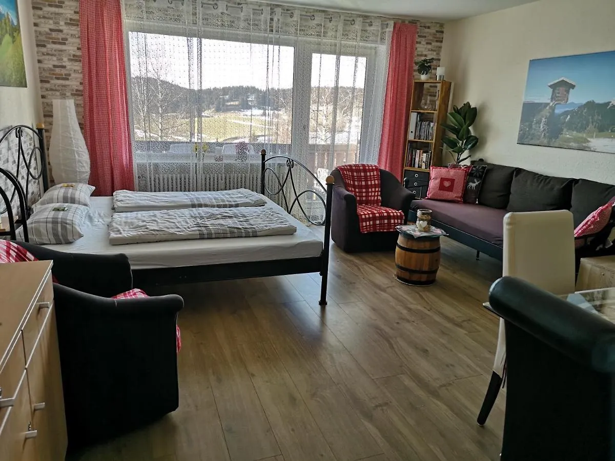 Ferienwohnung Ausblick contacts